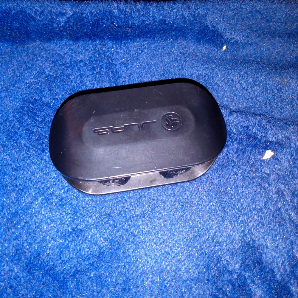 Bluetooth wireless earbuds